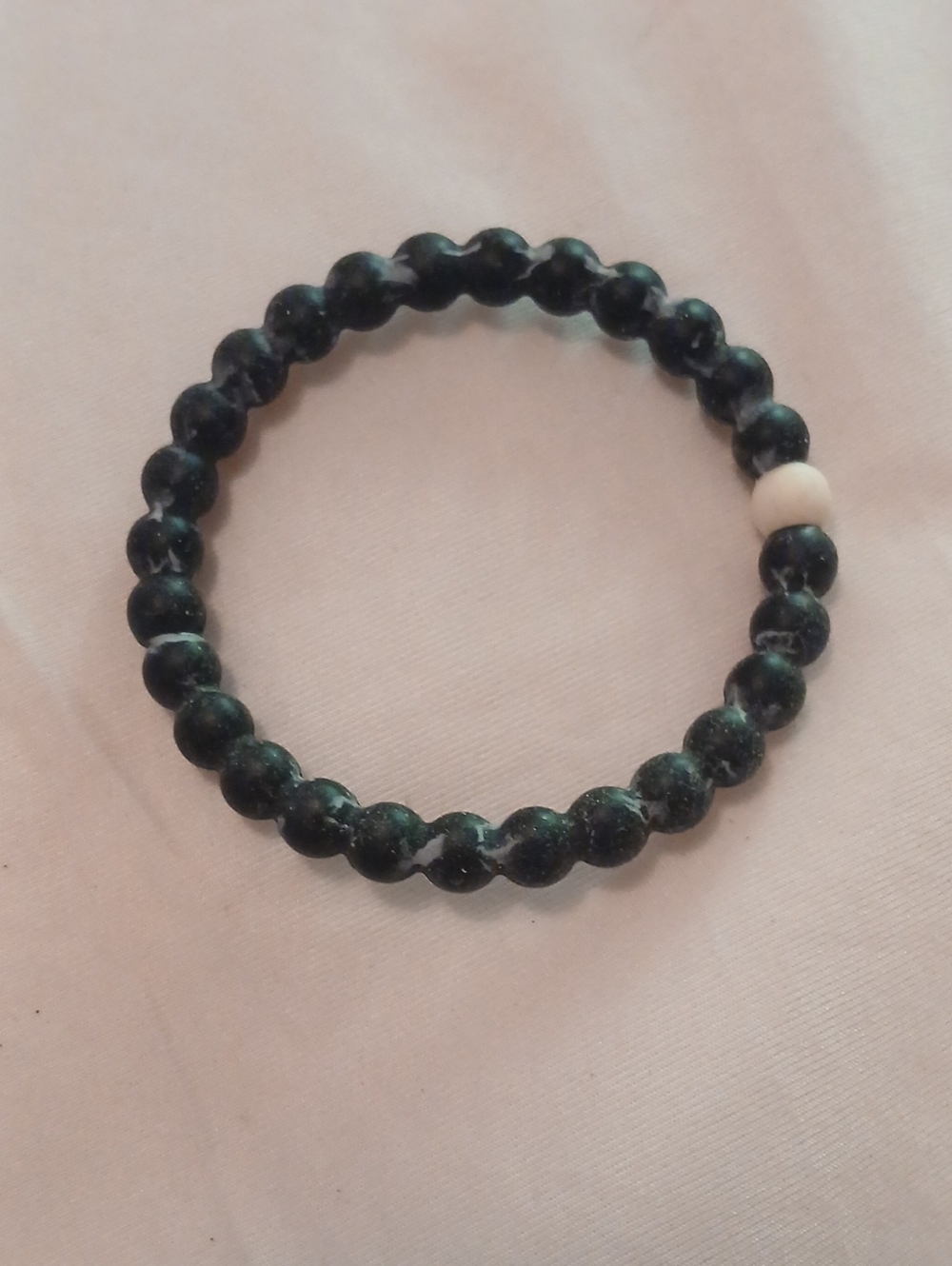 Lokai Black And White Marble Beaded Bracelet with Cream Accent
